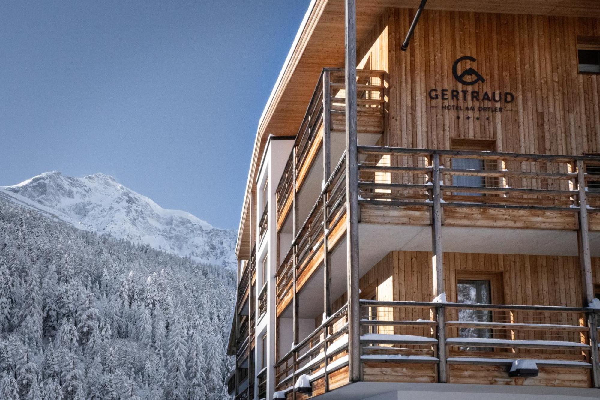 Hotel Gertraud Solda Exterior foto