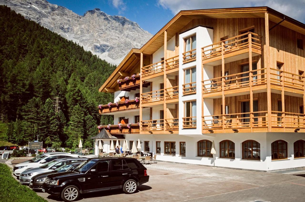 Hotel Gertraud Solda Exterior foto